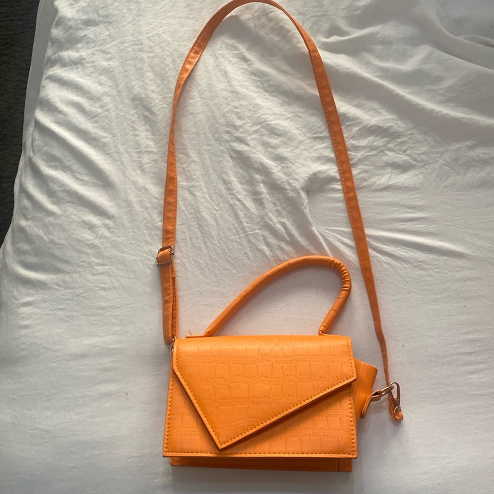 Crossbody bag